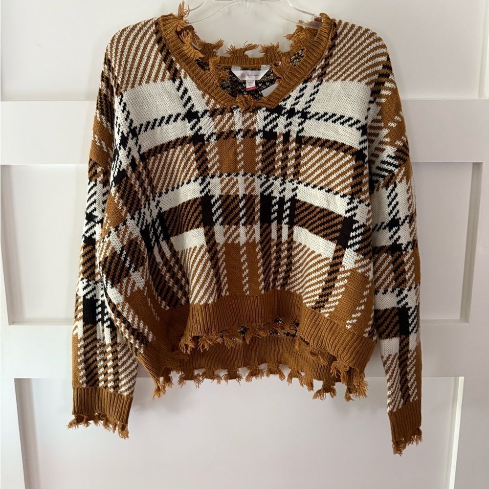 New No Boundaries Tan and White Plaid V-Neck Sweater